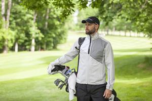 Điểm qua các mẫu áo khoác nam golf thời thượng và đẳng cấp