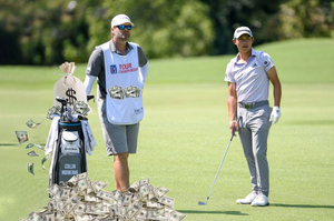 Làm caddy golf ở sân golf, khó hay dễ?