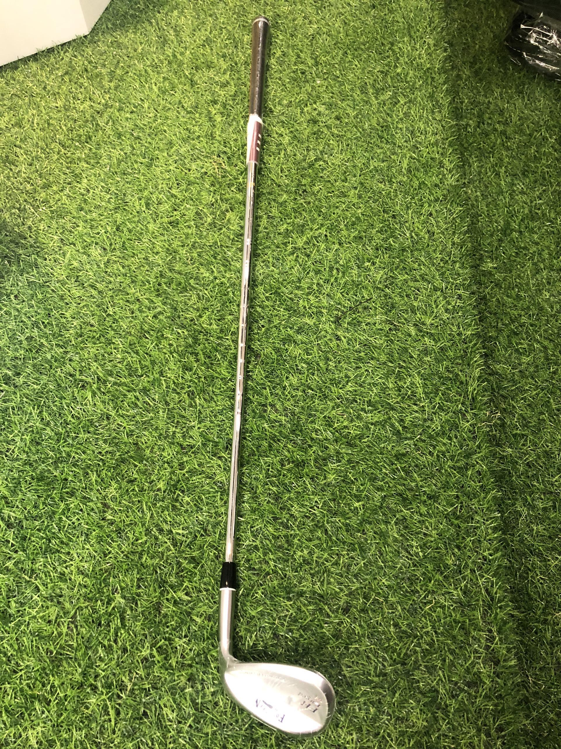 Vì sao gậy kỹ thuật Fourteen được nhiều golfer tin tưởng?